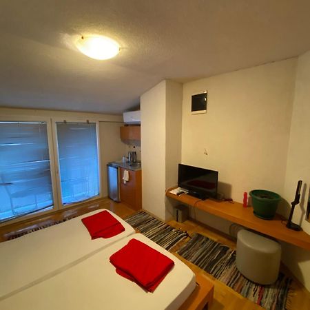 Modern Studios In Охрид Экстерьер фото